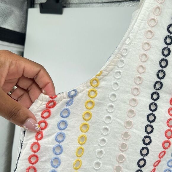 Entro Multicolor Eyelet Sleeveless Peplum Tie-Shoulder Top - Size Medium - Picture 7 of 15